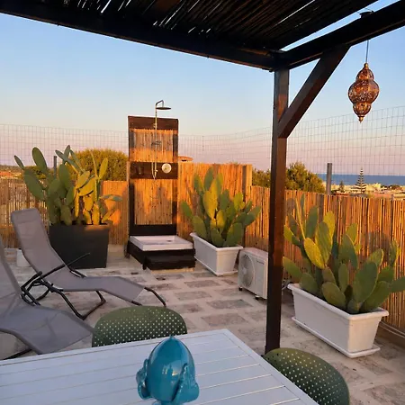 La Terrazza, Con Rooftop Privato A 400 M Dal Mare