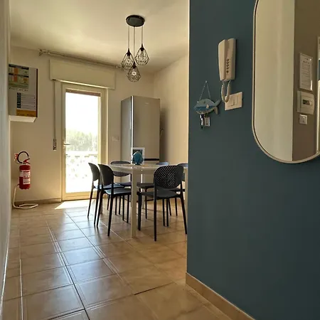 Apartamento La Terrazza, Con Rooftop Privato A 400 M Dal Mare San Pietro in Bevagna